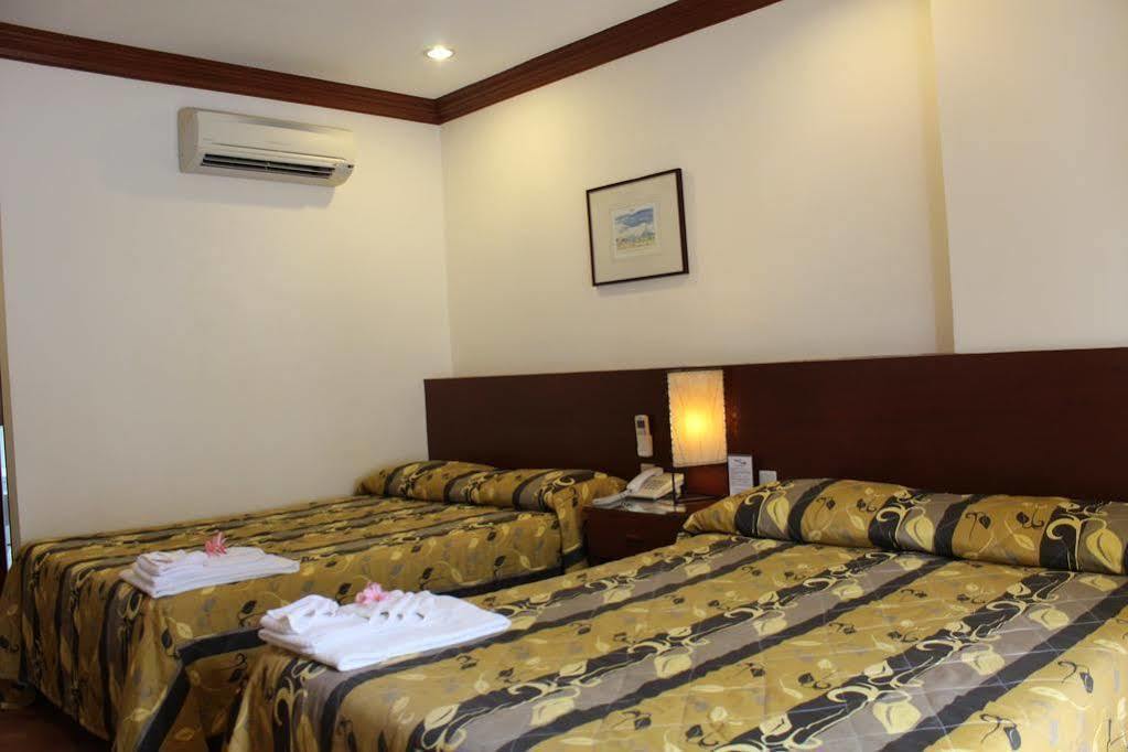 Hey Jude Resort Hotel Balabag  Exterior photo